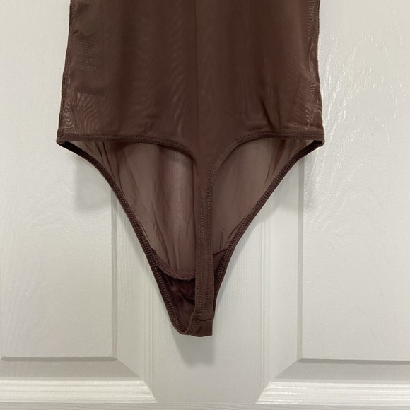 FREE WITH $15+ PURCHASE // Wilfred Free Sheer Bodysuit - Picture 8 of 9